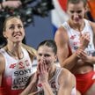 Halowe mistrzostwa świata w lekkiej atletyce w Toruniu. Pia Skrzyszowska (w środku) po biegu finałow