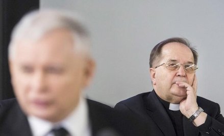 Problem w tym, że sygnałów świadczących o kryzysie w relacjach Ojca Rydzyka z obozem władzy jest duż