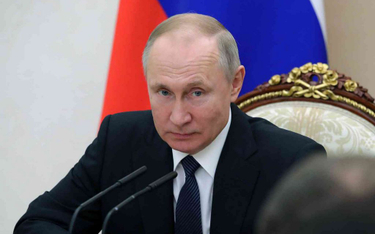 Putin zawiesza Rosję na tydzień