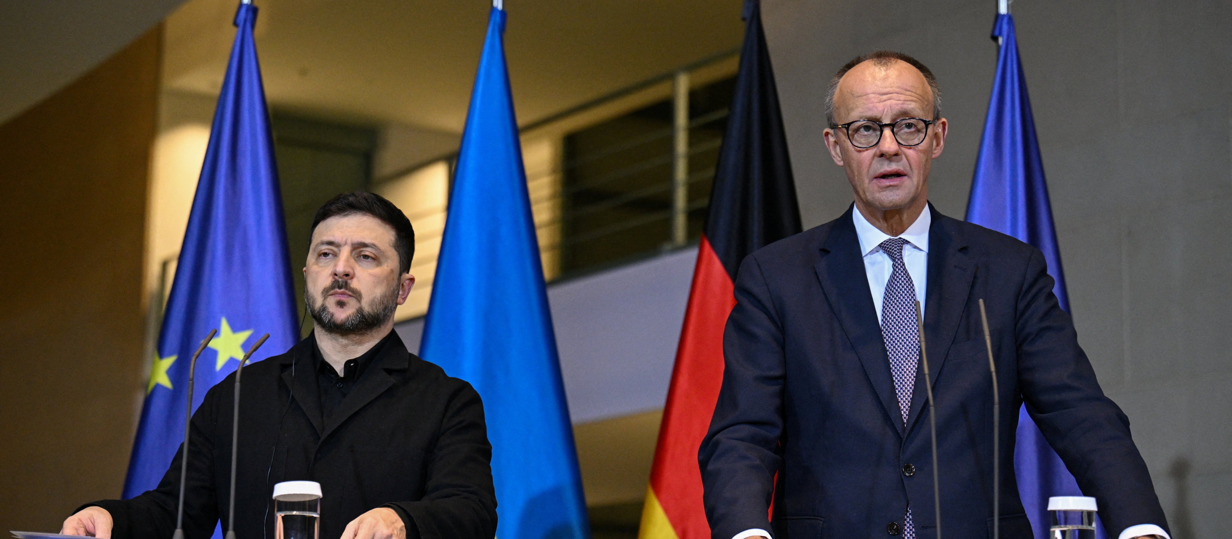 Merz po rozmowach w Berlinie: Rosja gra na czas