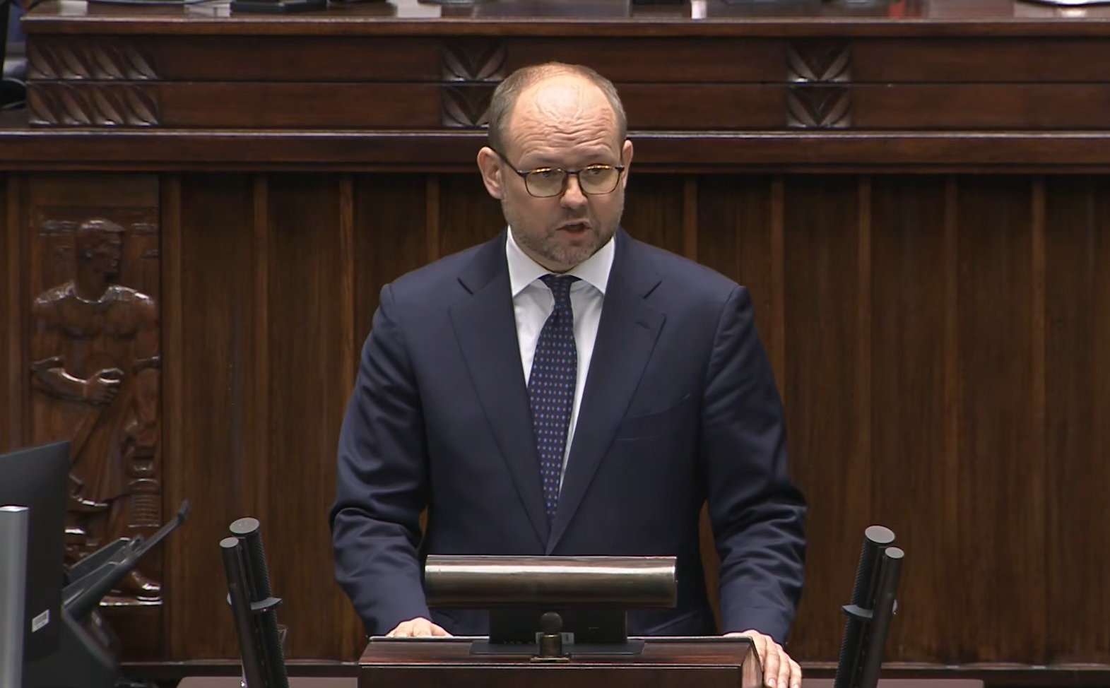 Debata po exposé Radosława Sikorskiego. Marcin Przydacz: brakuje długoterminowego pomysłu na politykę zagraniczną