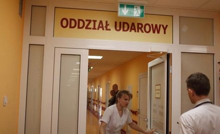 Podwyżka VAT nie zagraża szpitalom