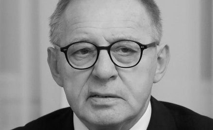 Prof. Lech Morawski zmarł w nocy z 11 na 12 lipca 2017 r. w wieku 68 lat.