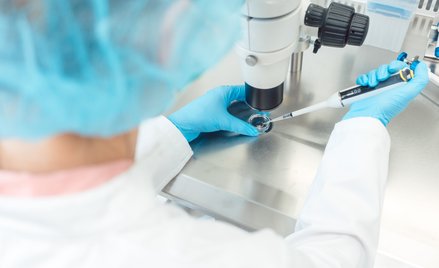 Dofinansowanie in vitro. Ministerstwo nie planuje zwiększenia środków w 2025 r.
