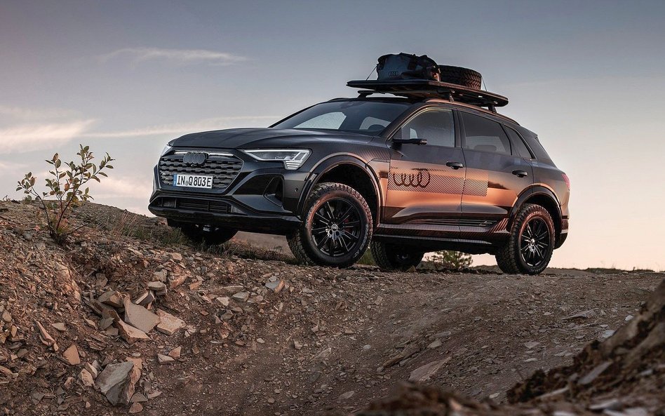 Audi Q8 E-Tron Edition Dakar powstanie w limitowanej liczbie 1000 sztuk