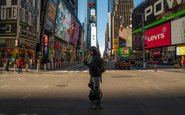 Nowy Jork zamyka restauracje, kina i szkoły