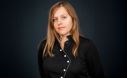 dr Karolina Majewska-Güde, historyczka sztuki, kuratorka, badaczka kultury wizualnej Europy Środkowo