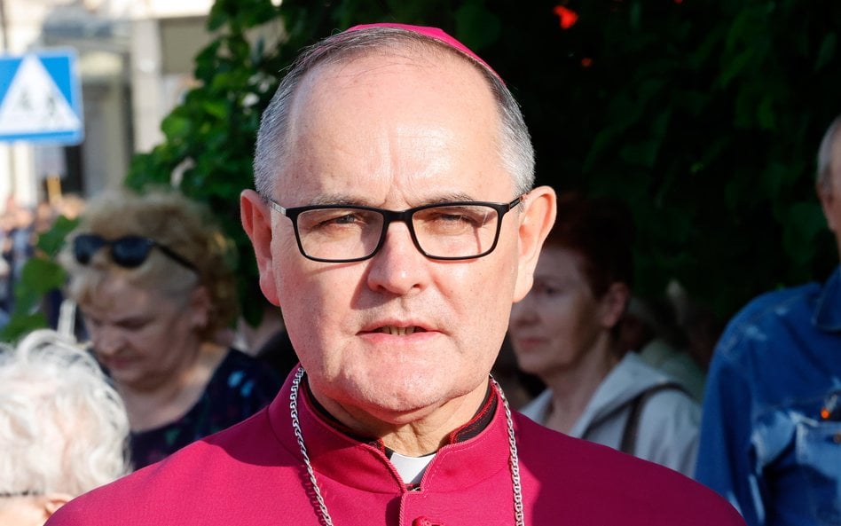 Bp Andrzej Przybylski