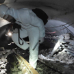 Ekspert prokuratury podczas badania tunelu pod dnem Wisły