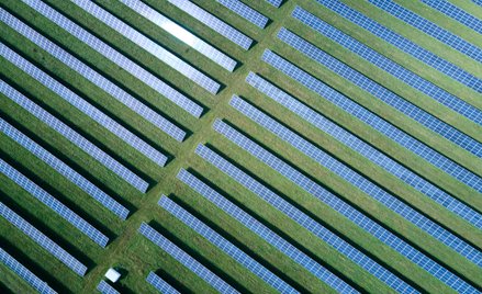 Słońce zaświeciło dla Columbusa. Będą środki na spłatę zobowiązań