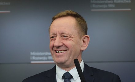 Minister rolnictwa i rozwoju wsi Robert Telus