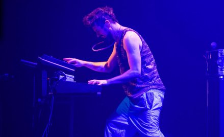 Kometa zmiotła jazz ogonem