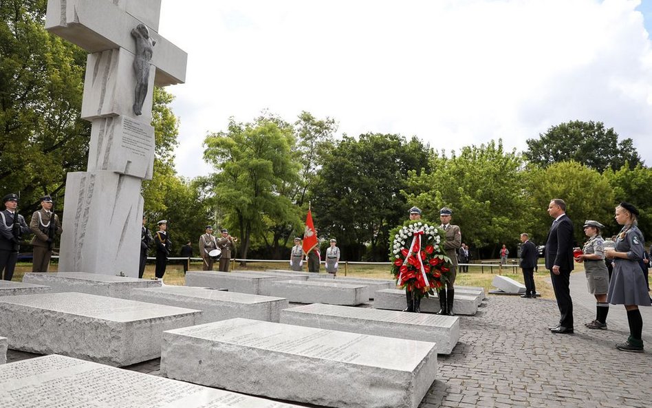 Andrzej Duda: Trzeba upamiętnić Rzeź Wołyńską, by poprawić relacje z Ukrainą