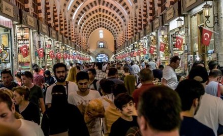 Turyści jadą do Turcji na tanie zakupy