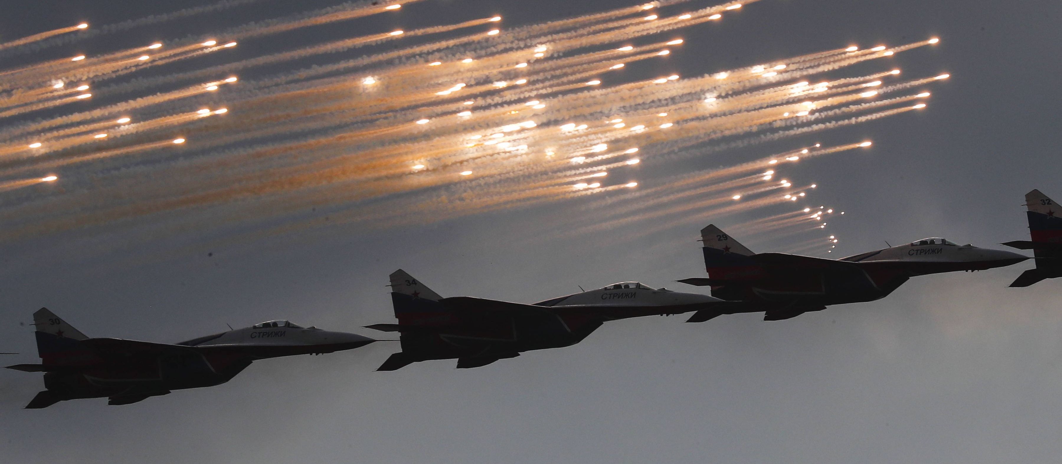 Sondaż: Polacy nie mają wątpliwości, czy strzelać do rosyjskich samolotów