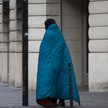 Włosi najbardziej zagrożeni ubóstwem, Polacy coraz mniej