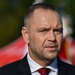 Prezydent Karol Nawrocki podczas uroczystości przed Pomnikiem Radomskiego Czerwca 1976 w Radomiu