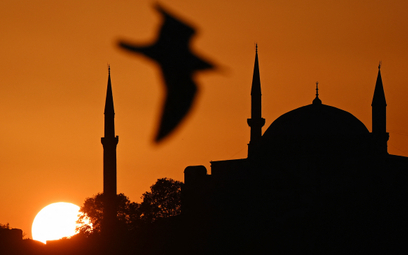 Turcja zarabia na turystyce, a traci w handlu