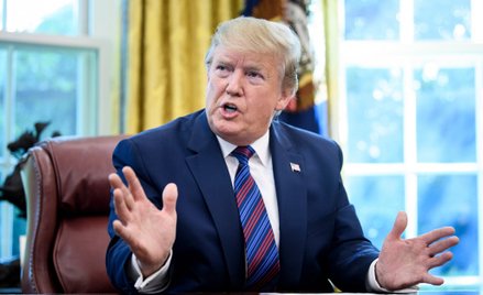 Trump: Wkrótce odpowiemy na głupotę Macrona