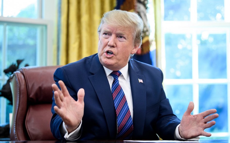 Trump: Wkrótce odpowiemy na głupotę Macrona