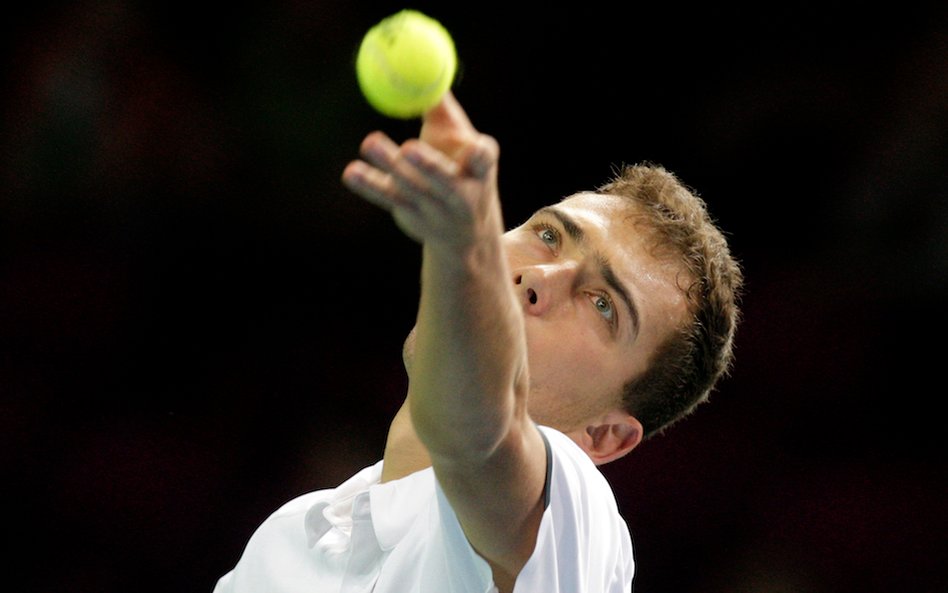 Jerzy Janowicz przegrał z kontuzją