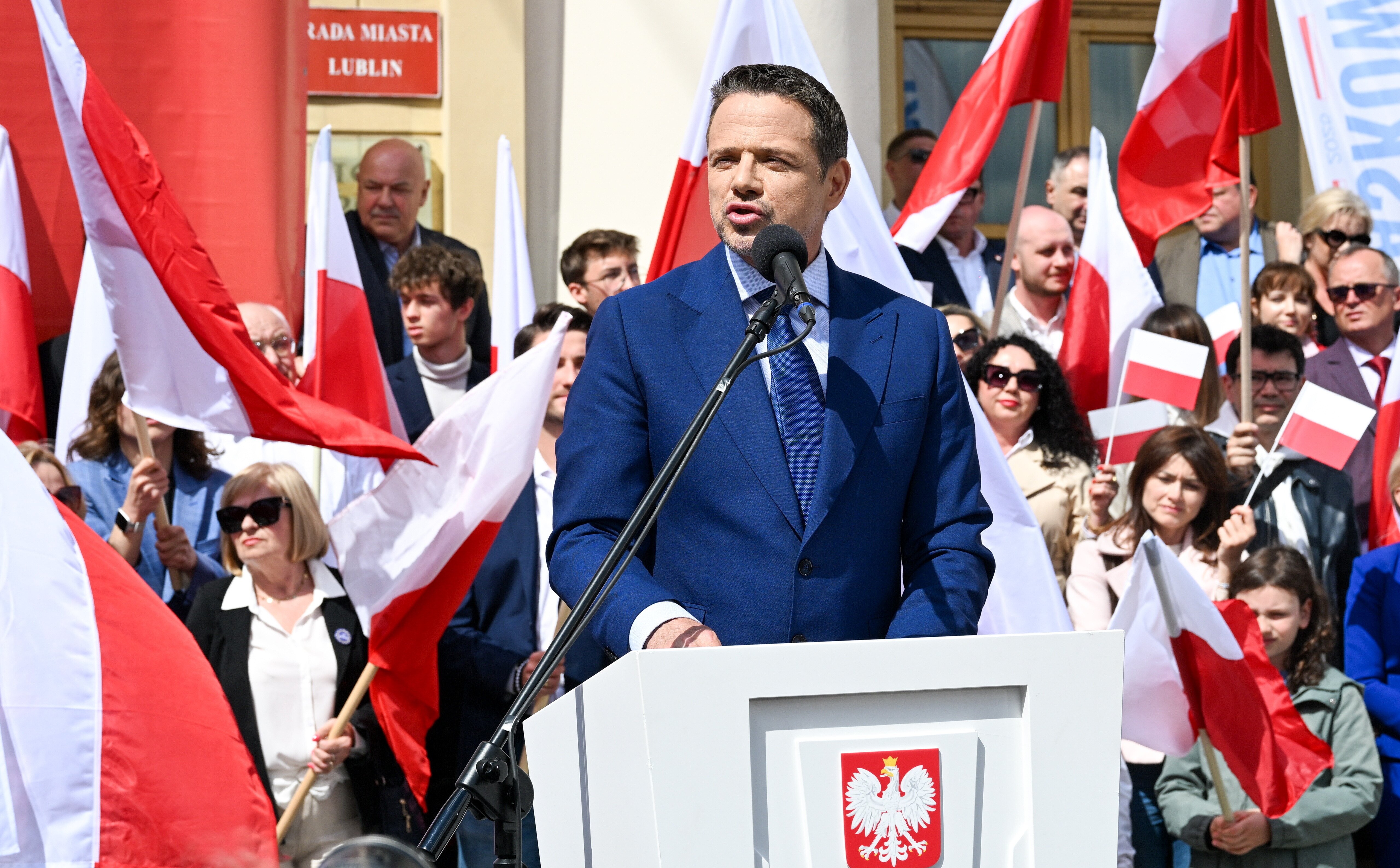 Rusza Trzaskobus. Sztab kandydata KO z nową akcją na ostatniej prostej