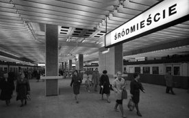 Wystrój Dworca Śródmieścia przed poand 60 laty robił wrażenie swoją przestrzenią, w nią doskonale wp