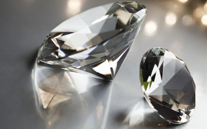 KNF ostrzega przed inwestycją w diamenty