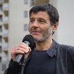 „Sasnal ze swobodą i twórczą autonomią odzwierciedla zarówno analogową, jak i cyfrową rzeczywistość”