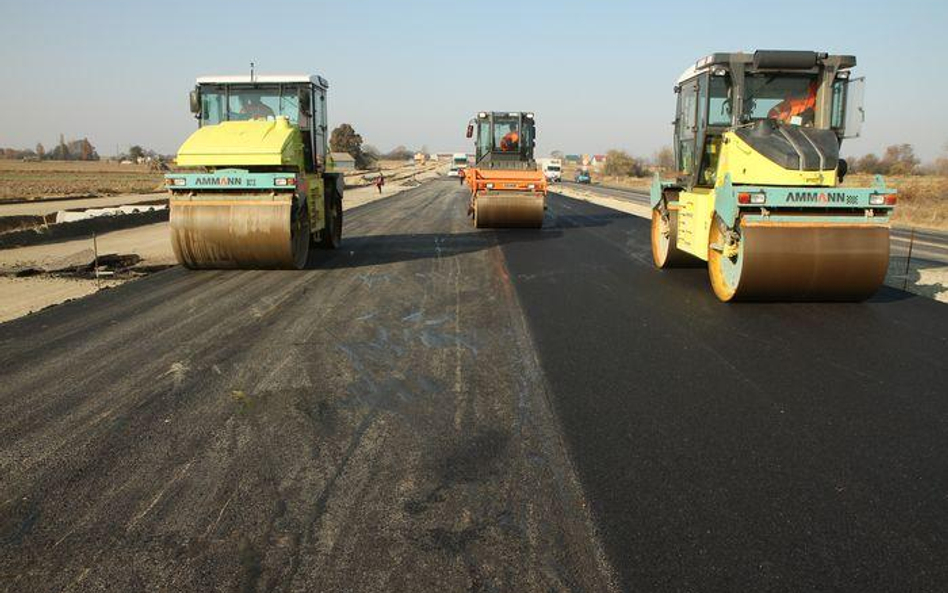 Generalna Dyrekcja Dróg Krajowych i Autostrad (GDDKiA) zaprosiła firmy, które przeszły pierwszy etap