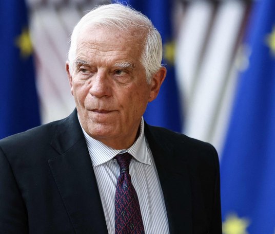 „Wszyscy muszą podążać za Fedem, gdyż inaczej ich waluty zostaną zdewaluowane. Wszyscy spieszą się, 