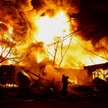 Pożar po nocnym ataku Rosji na Kijów