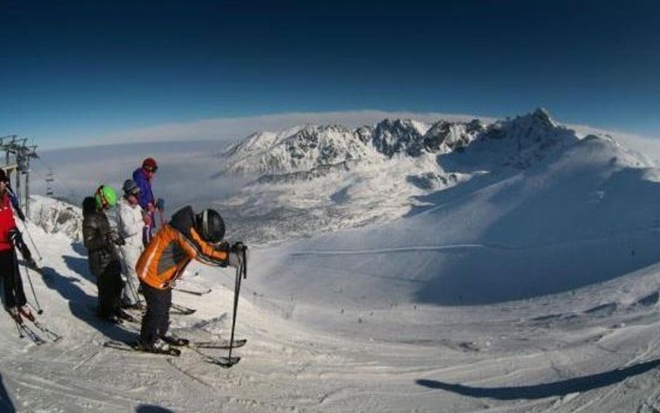 Na urlop zimowy planują przeznaczyć najdłużej osoby młode 15-24 lata (10 dni), najkrócej – około 7 d