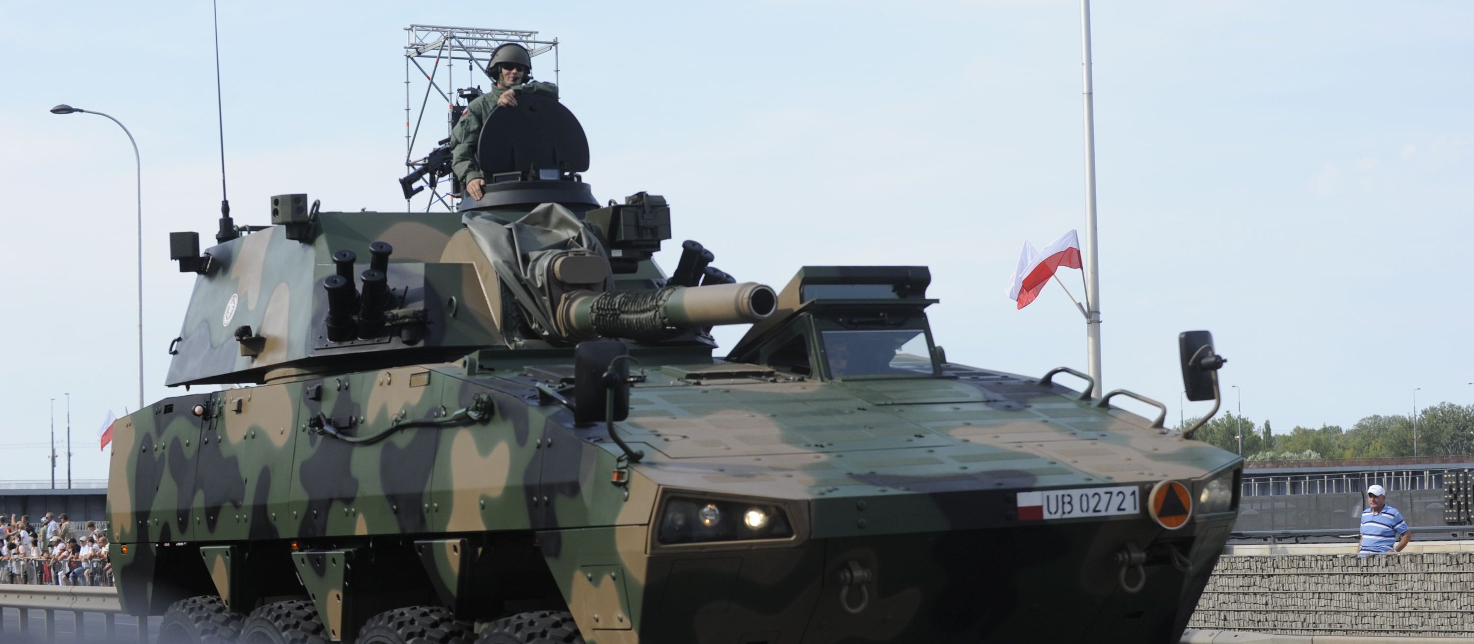 Komisja Europejska akceptuje pożyczkę SAFE dla Polski. Podpisanie umowy w piątek