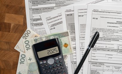 Ostatnie dni na PIT. Przedsiębiorcy rozliczają sami, pracownicy powinni dodać ulgi w zeznaniu od fis