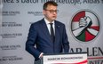 Marcin Romanowski podczas konferencji prasowej Węgiersko-Polskiego Instytutu Wolności