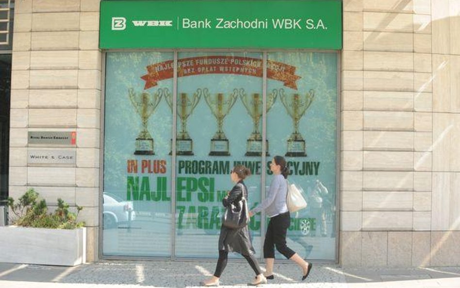 Zysk netto grupy BZ WBK w pierwszym kwartale 2011 roku wzrósł do 270,2 mln zł z 233,5 mln zł rok wcz