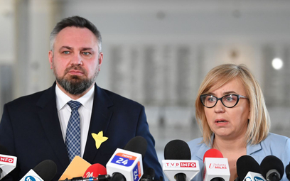 Posłowie Polski 2050 Mirosław Suchoń i Paulina Hennig-Kloska