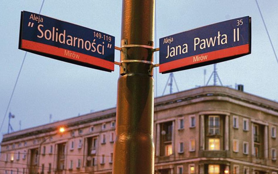 Rada gminy, podejmując uchwałę o zmianie nazwy ulicy, musi się liczyć z konsekwencjami takiej zmiany