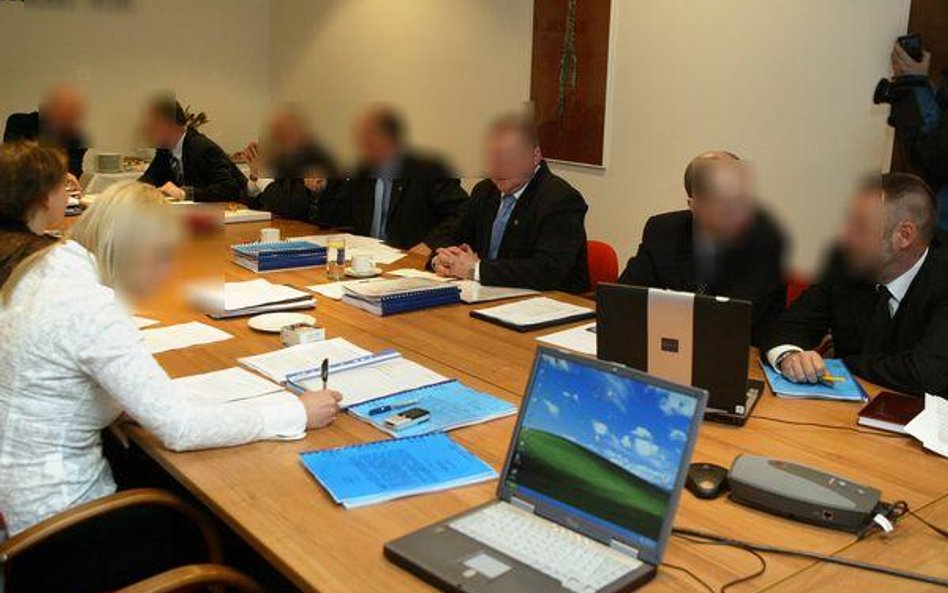 Zakaz konkurencji musi wynikać z uchwały rady nadzorczej