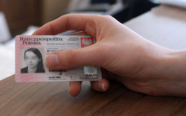 Jak wyrobić dowód, paszport, prawo jazdyczy kartę EKUZ