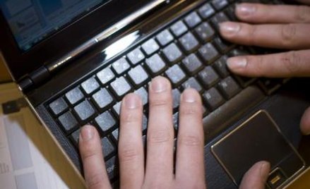Opcje za milion pod zastaw laptopa