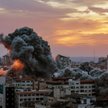 Izrael wciąż bombarduje cele w Strefie Gazy