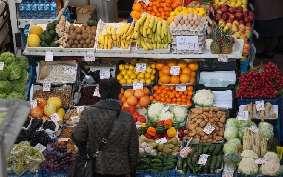 Konsumpcja wciąż silna