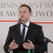 Rzecznik Praw Dziecka Mikołaj Pawlak podczas konferencji prasowej w siedzibie Ministerstwa Sprawiedl