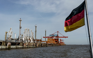Niemcy zakończą import ropy z Rosji do końca roku
