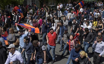 Armenia: Rewolucja, której nie można skończyć