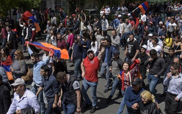 Armenia: Rewolucja, której nie można skończyć
