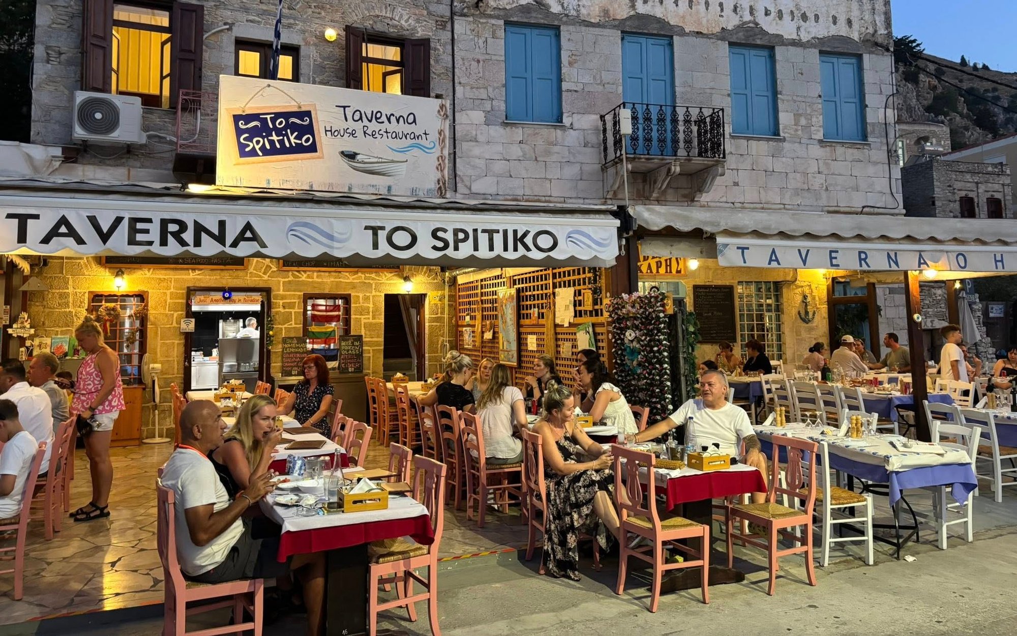 Polacy w czołówce turystów w Grecji – rekordowe lato na wyspach