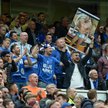 Kibice Leicester na stadionie Old Trafford w Manchesterze